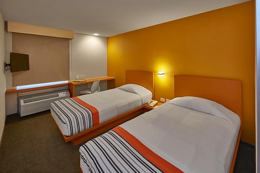 City Express Junior By Marriott Leon Centro De Convenciones Εξωτερικό φωτογραφία