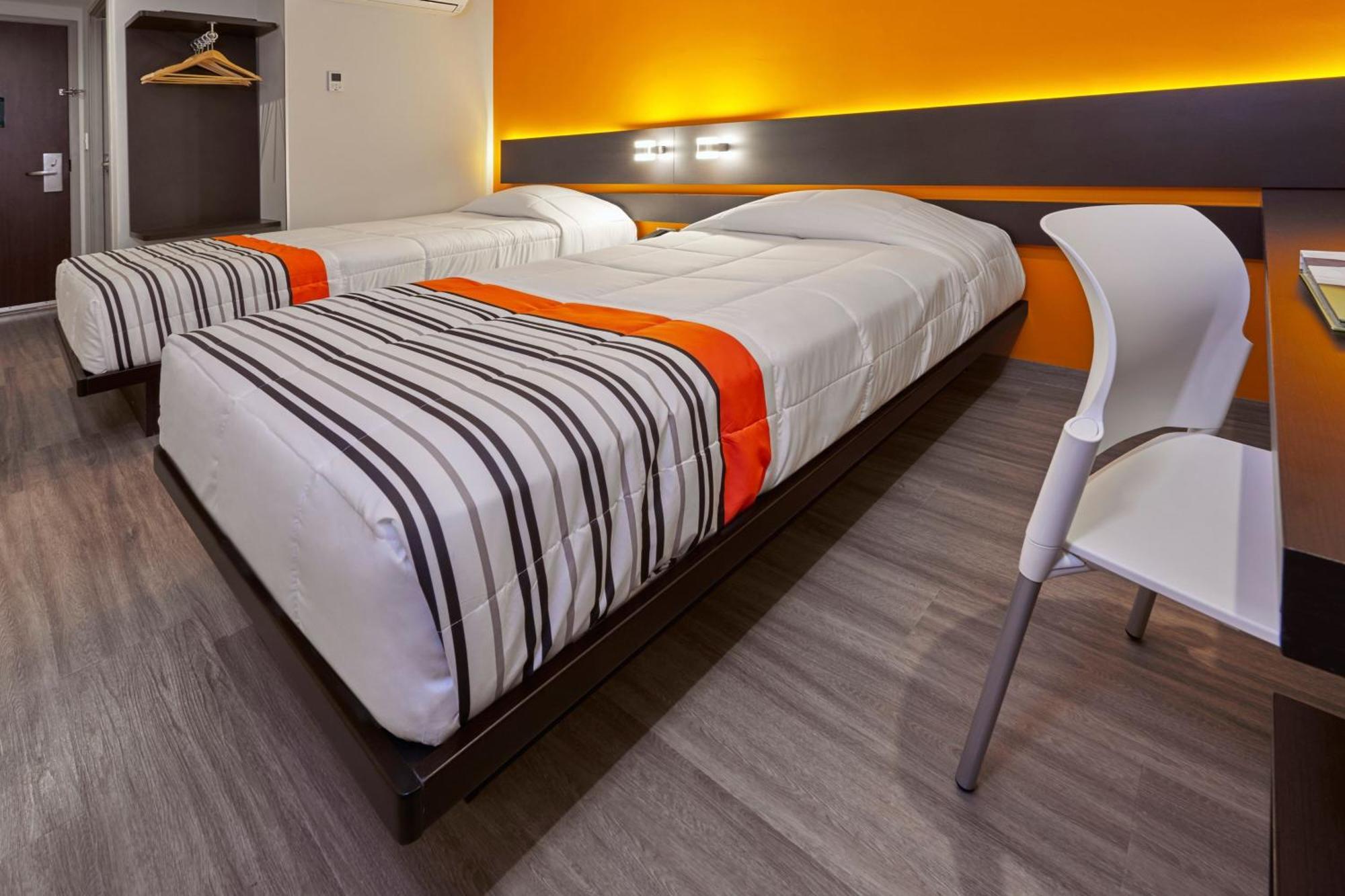 City Express Junior By Marriott Leon Centro De Convenciones Εξωτερικό φωτογραφία