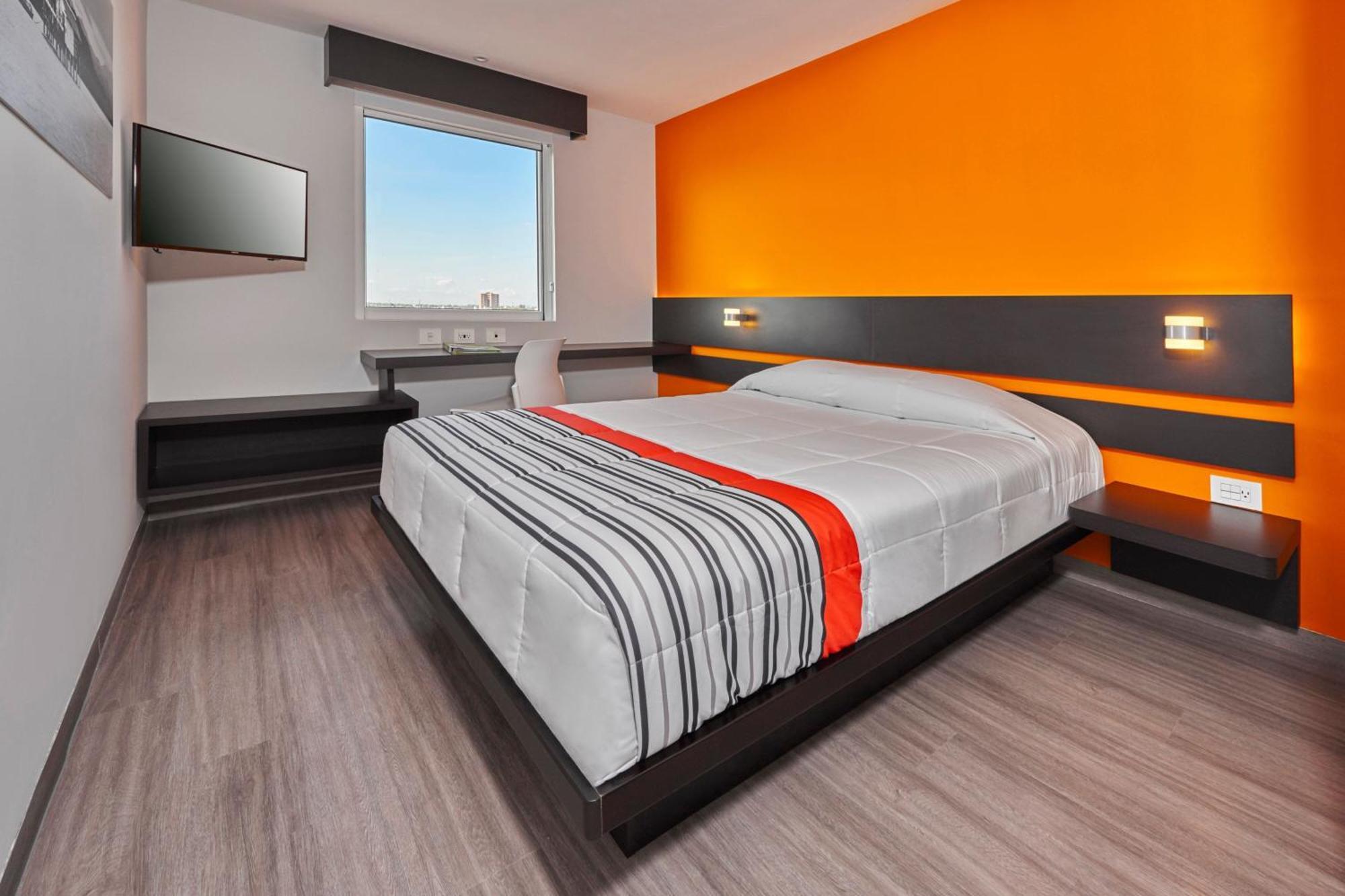 City Express Junior By Marriott Leon Centro De Convenciones Εξωτερικό φωτογραφία