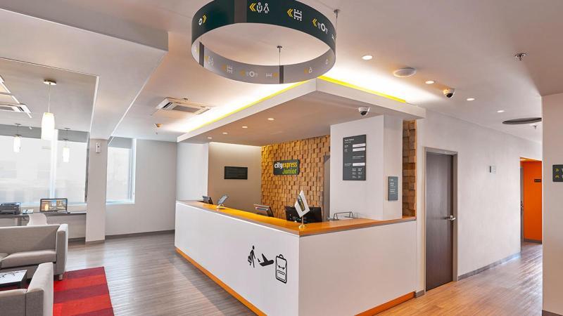 City Express Junior By Marriott Leon Centro De Convenciones Εξωτερικό φωτογραφία