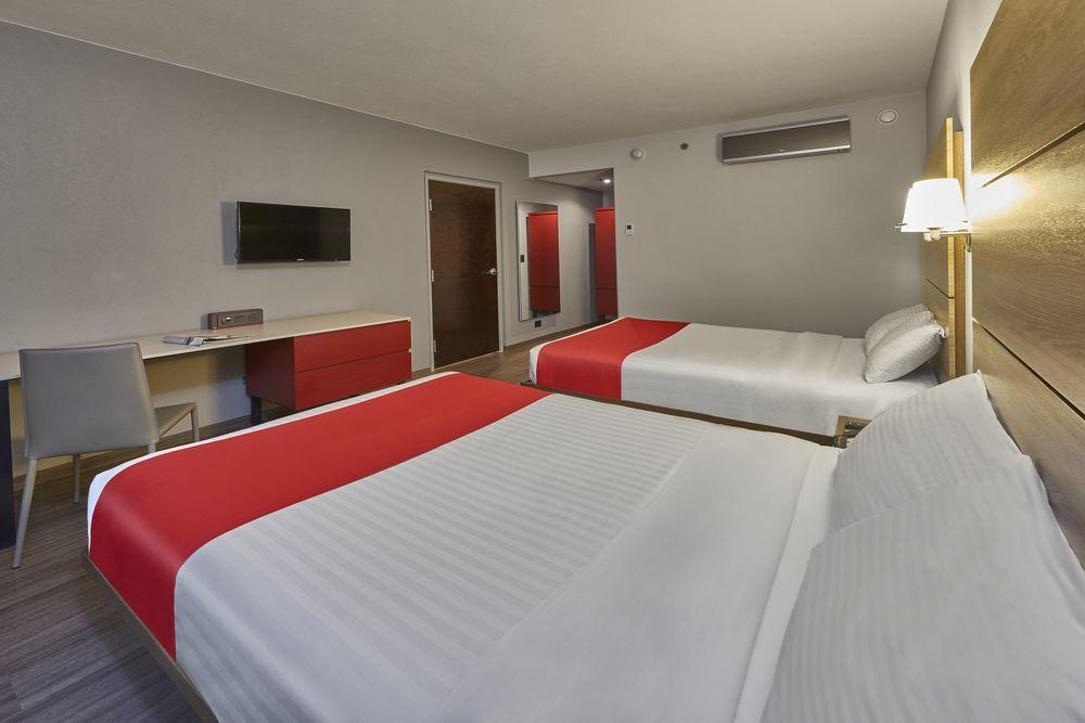 City Express Junior By Marriott Leon Centro De Convenciones Εξωτερικό φωτογραφία